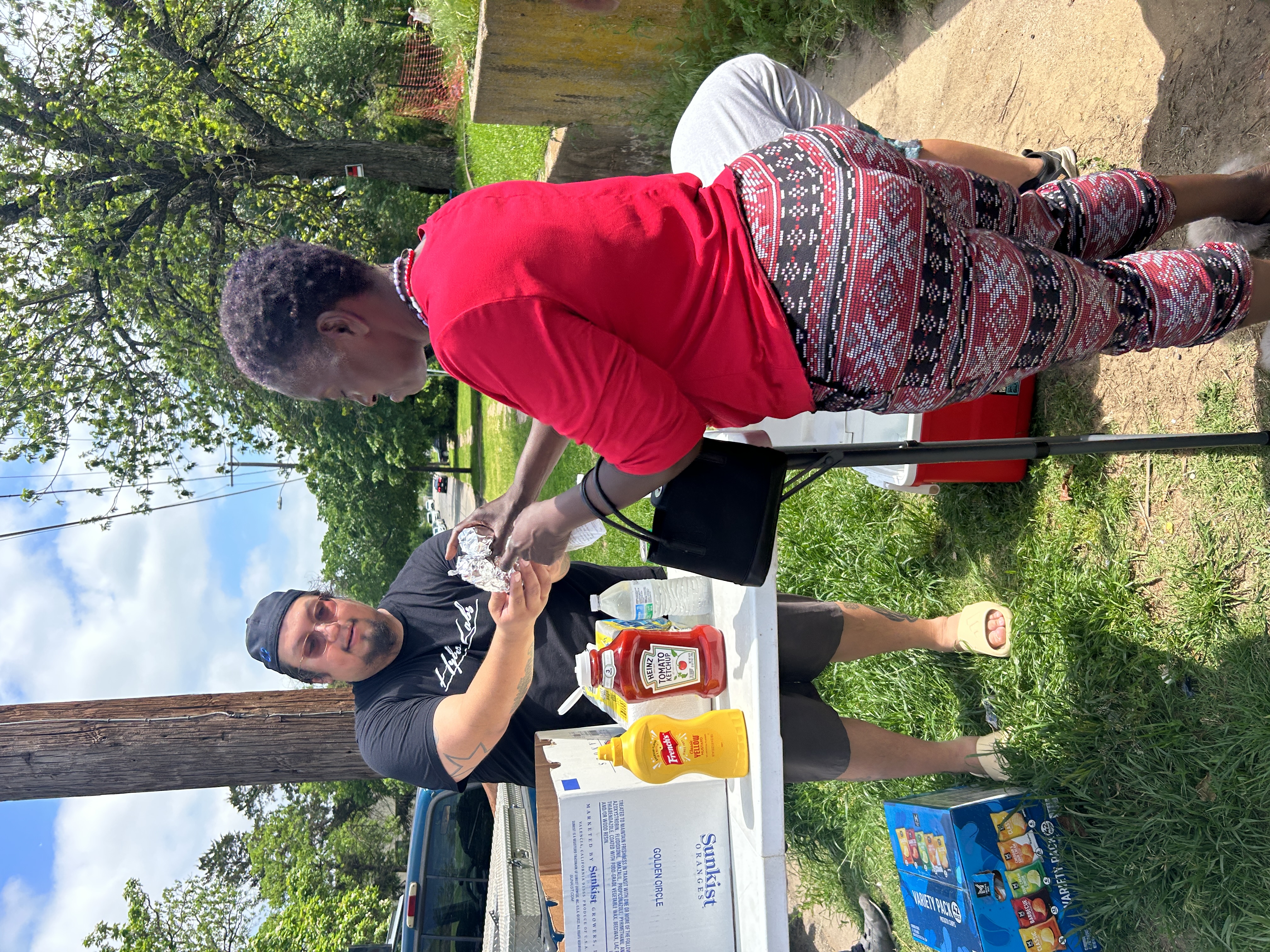 H3x volunteers in action